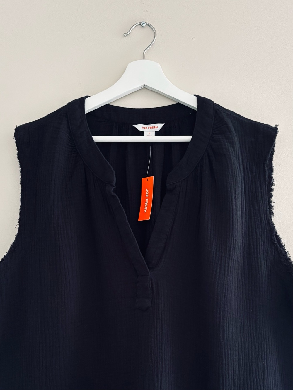 NWT Joe Fresh Women’s Size 1X Black V-Neck Tank 100% Cotton Casual Top
